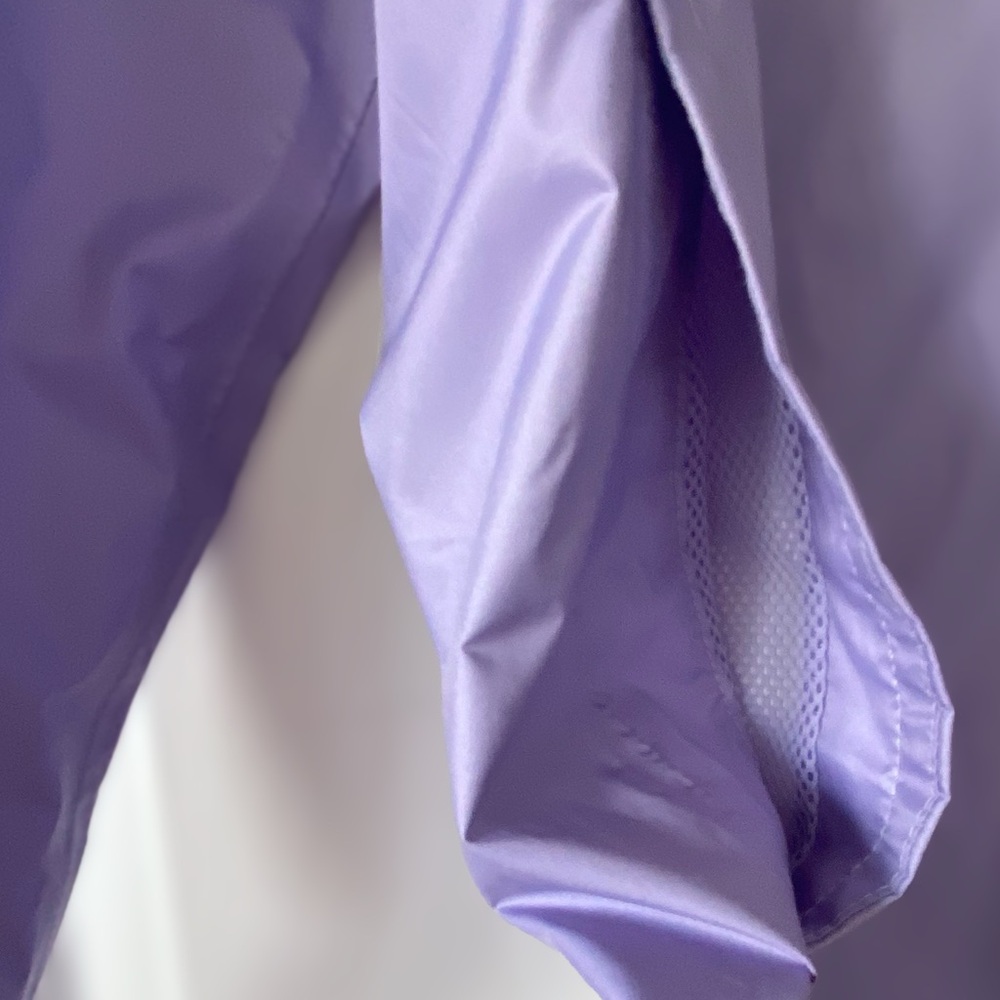 The North Face Lavender Lightweight Jacket - Picture 9 of 10